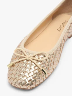 Ballerines en cuir INUOVO