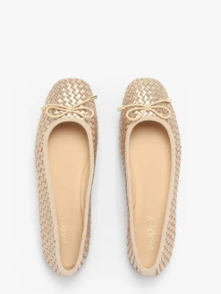 Ballerines en cuir INUOVO