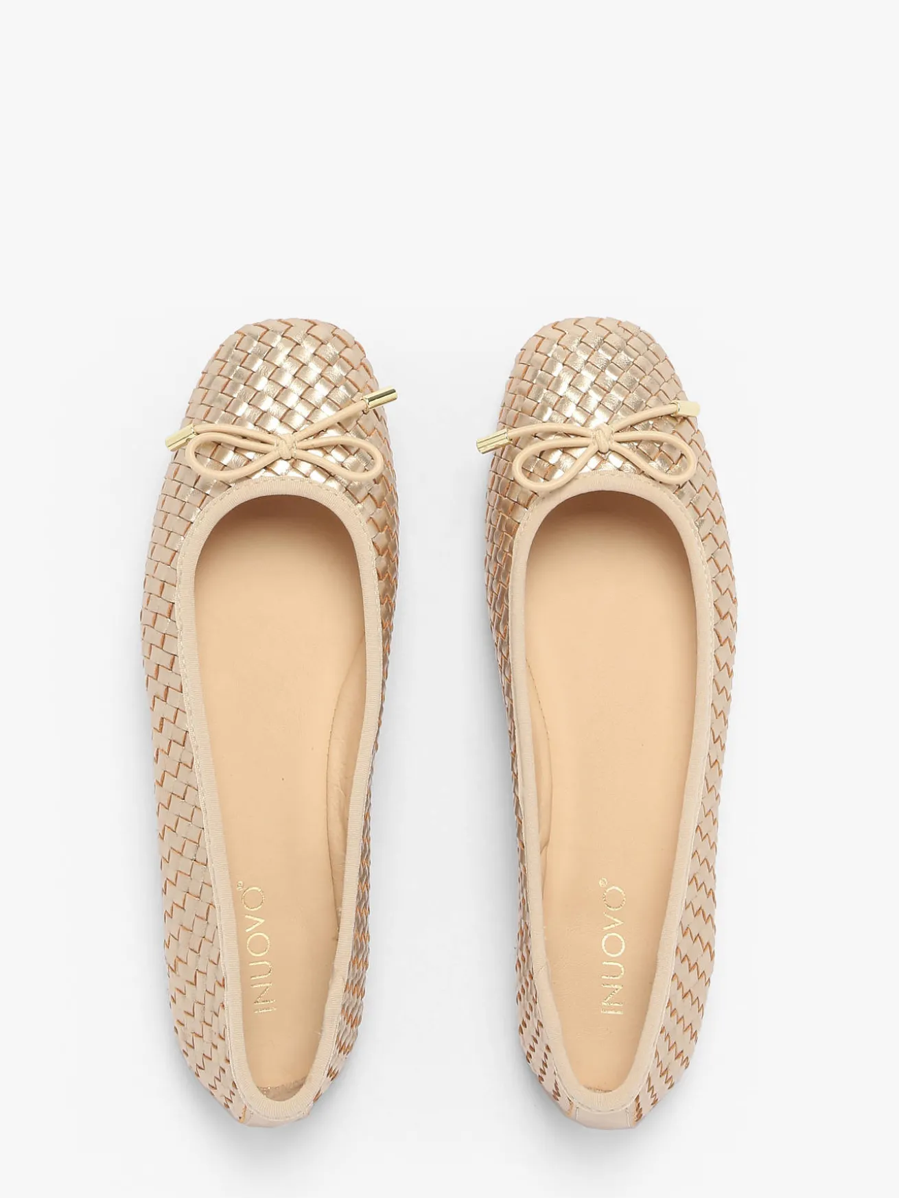 Ballerines en cuir INUOVO