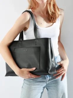 Sac porté épaule Ck daily CALVIN KLEIN JEANS