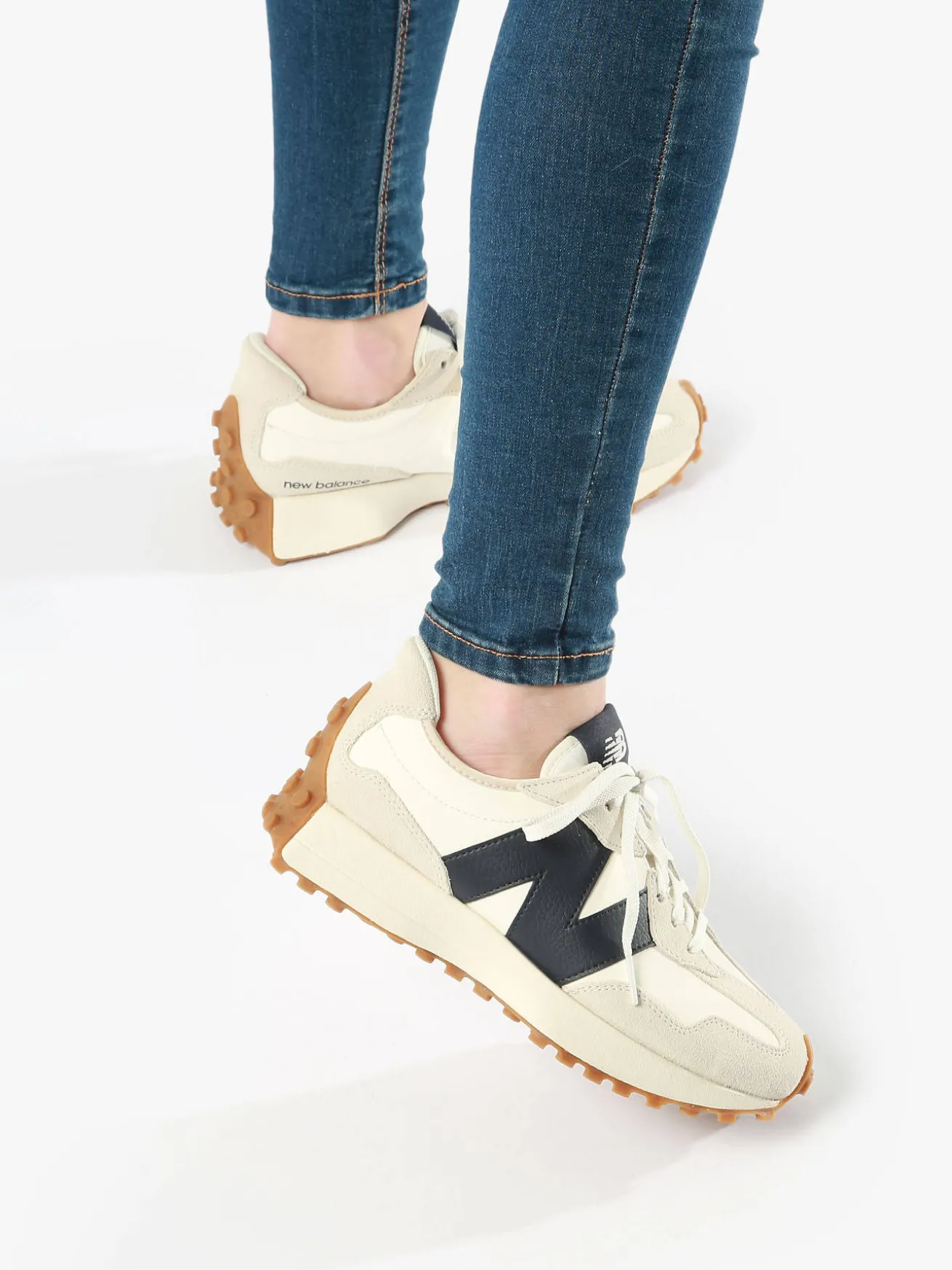 Sneakers 327 NEW BALANCE