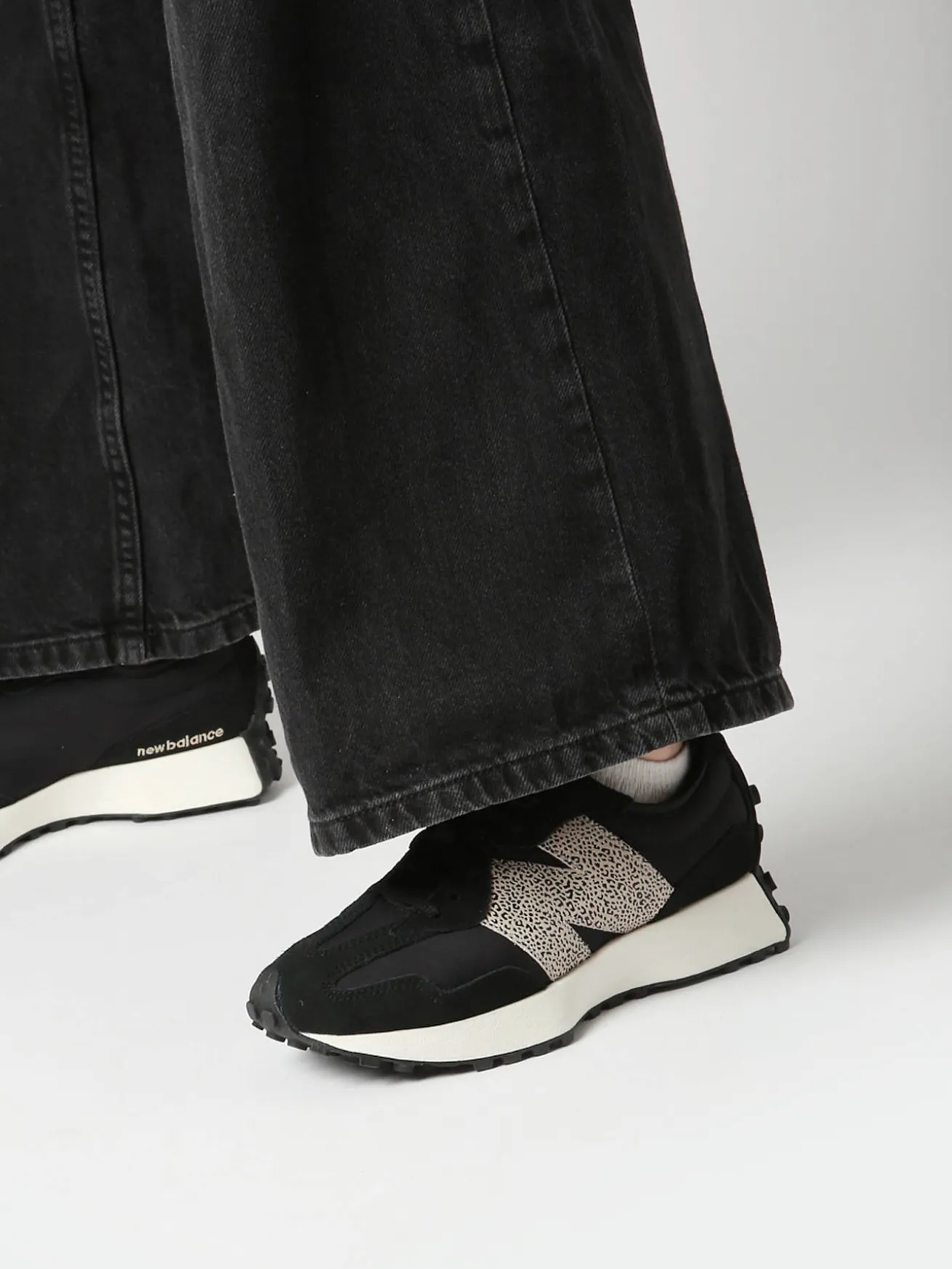 Sneakers 327 NEW BALANCE
