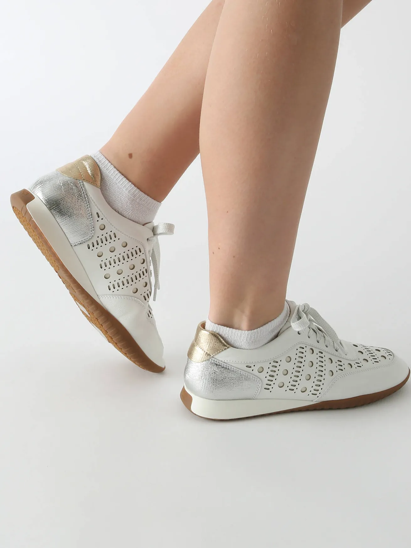 Sneakers Dinus en cuir MAM'ZELLE