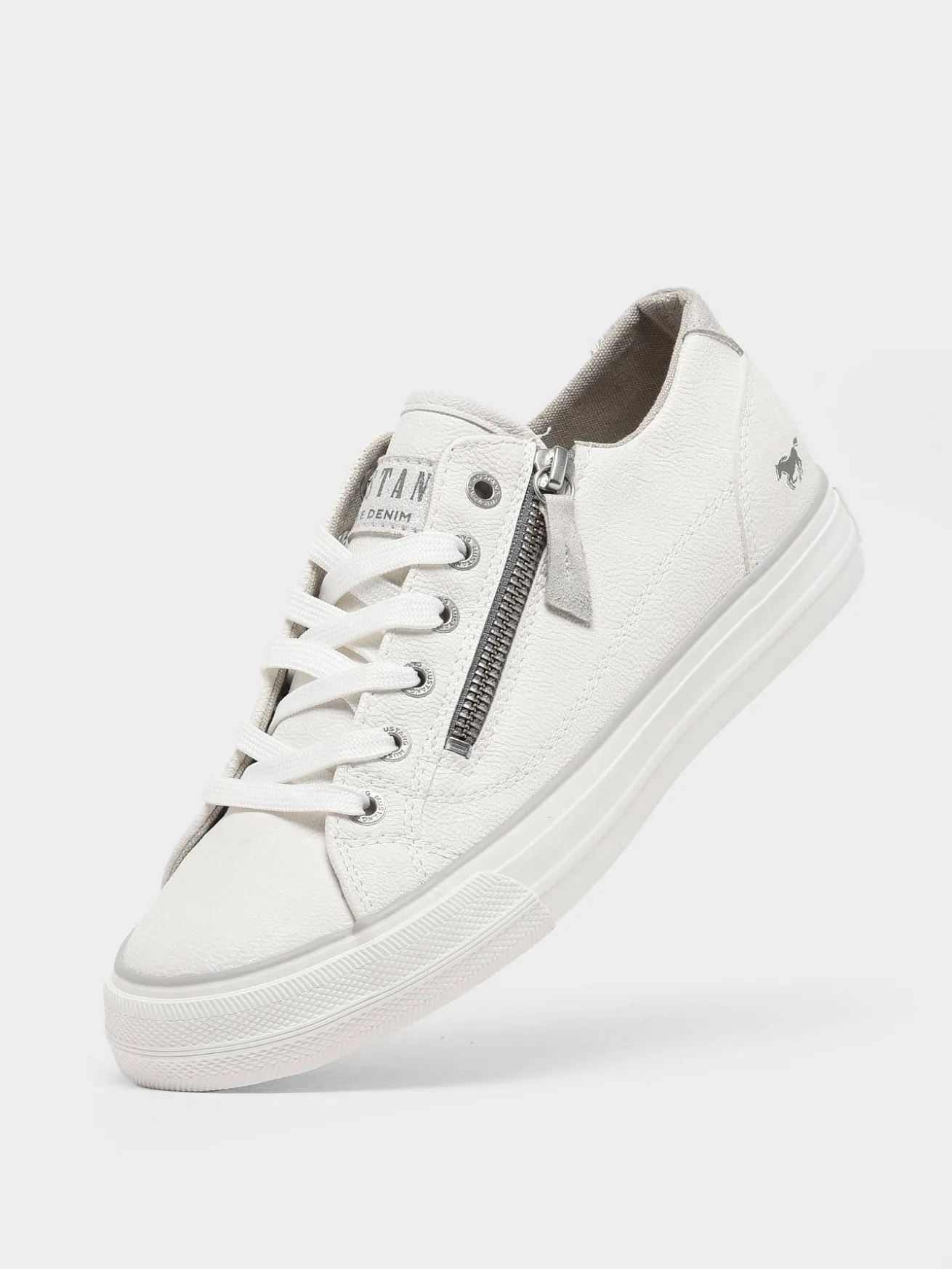 Sneakers MUSTANG