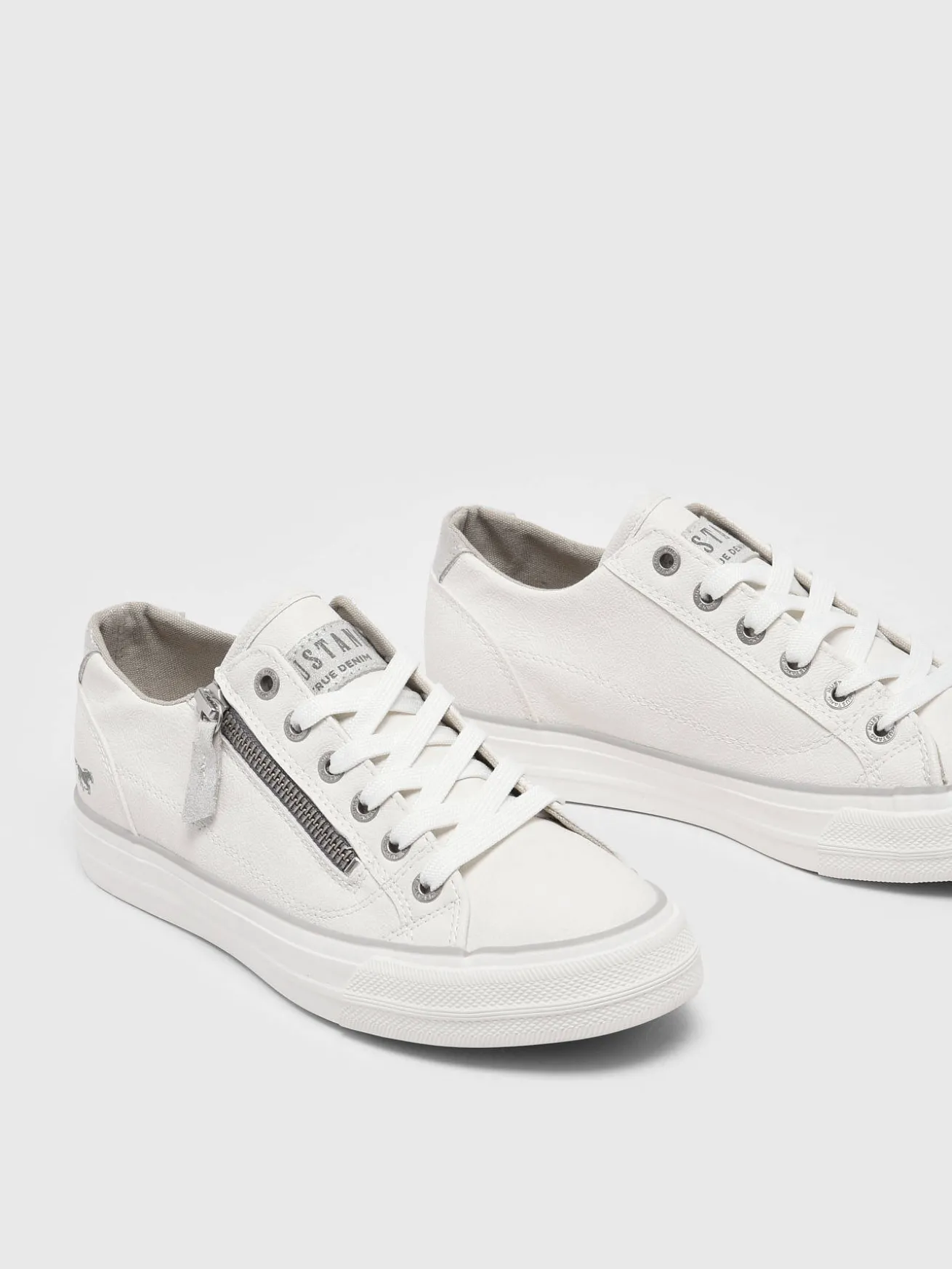 Sneakers MUSTANG