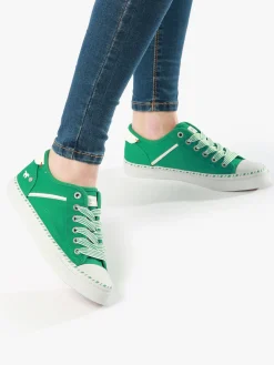 Sneakers  MUSTANG