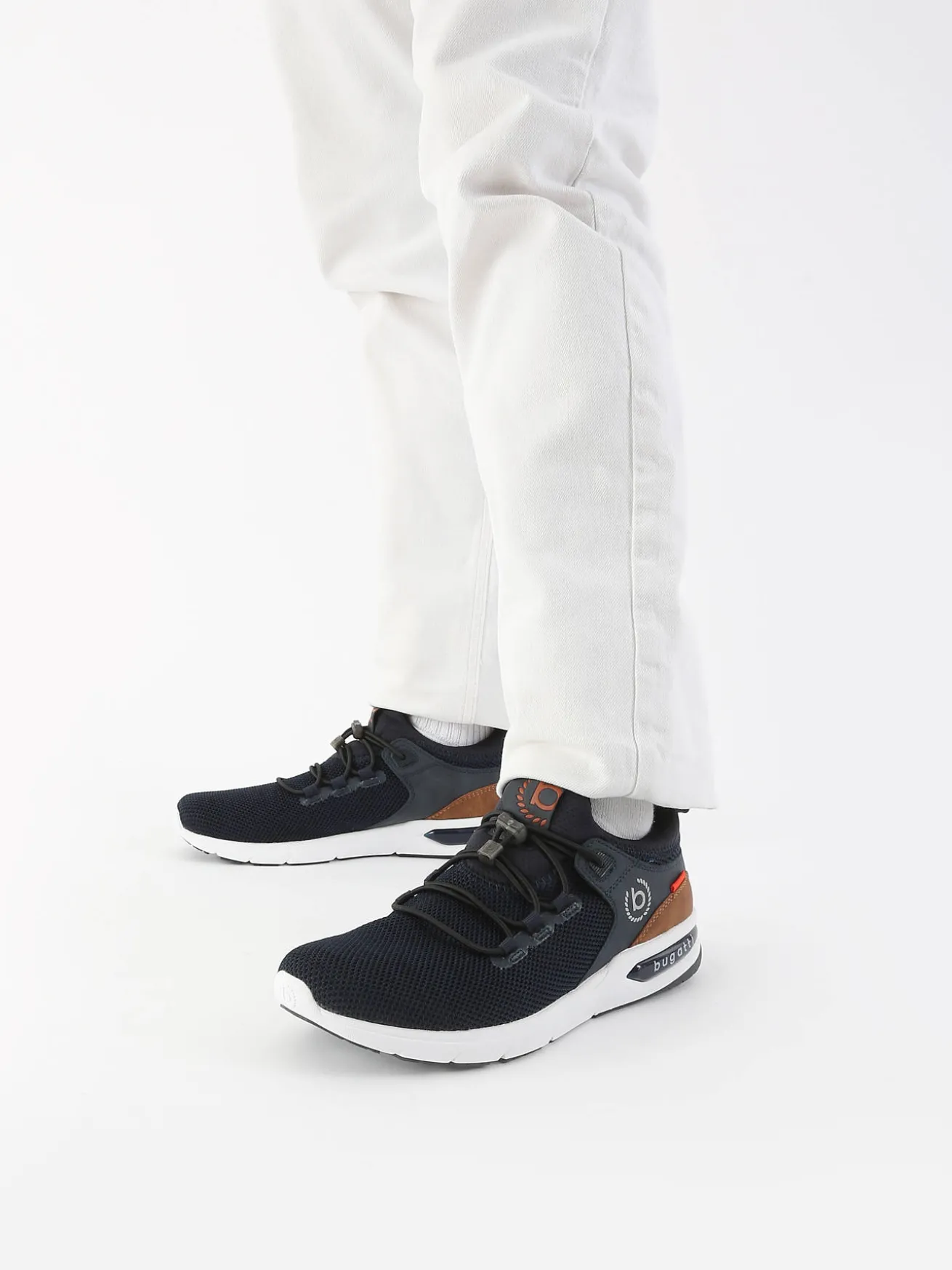 Sneakers Numbis en cuir BUGATTI