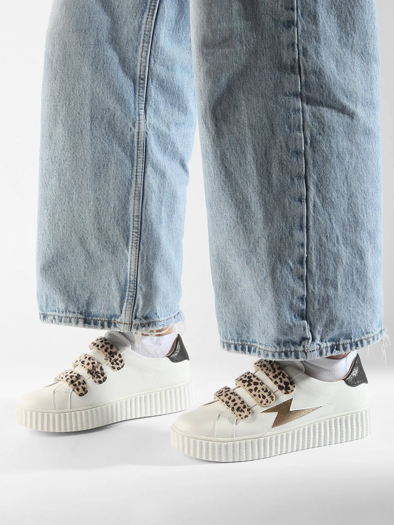 Sneakers VANESSA WU