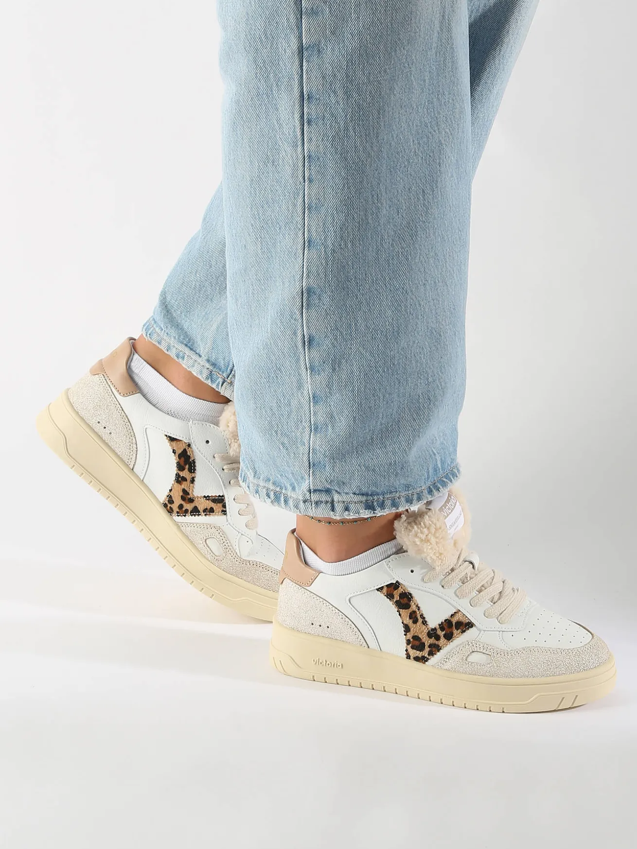 Sneakers VICTORIA